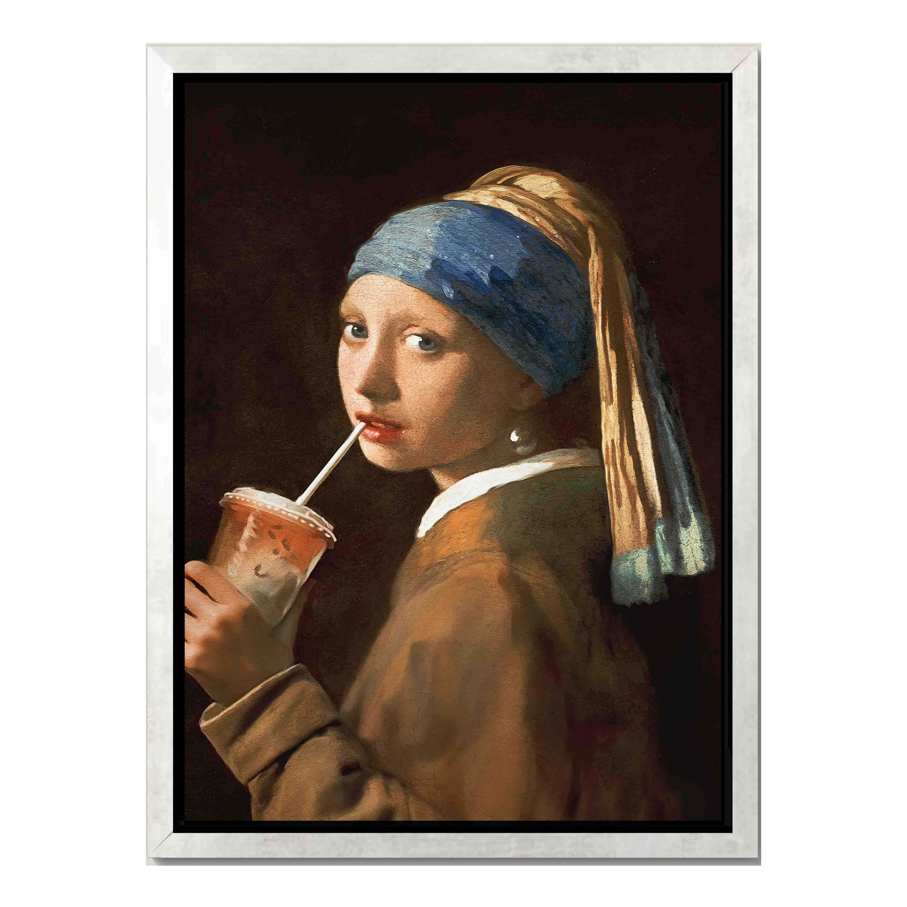 GIRL WITH ICED LATTE